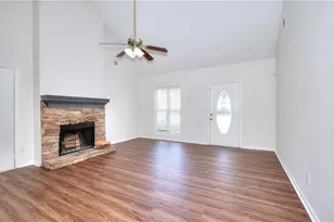 1022 Carriage Way, Loganville, GA 30052 - Photo 25