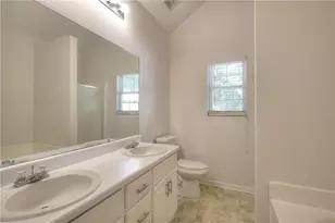 1022 Carriage Way, Loganville, GA 30052 - Photo 17