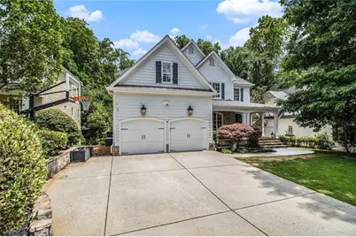 4179 Glengary Drive NE, Atlanta, GA 30342 - Photo 53
