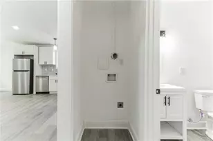 1318 Graymont Dr SW, Atlanta, GA 30310 - Photo 13