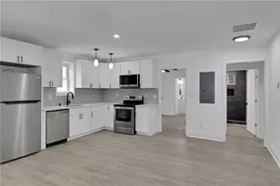 1318 Graymont Dr SW, Atlanta, GA 30310 - Photo 7