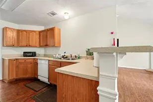 4353 Flat Stone Ln, Snellville, GA 30039 - Photo 9