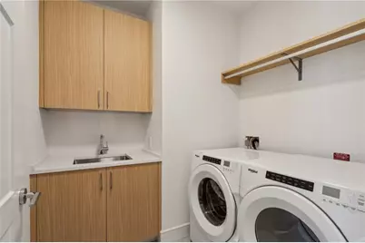 2425 Peachtree Road NE #403, Atlanta, GA 30305 - Photo 17