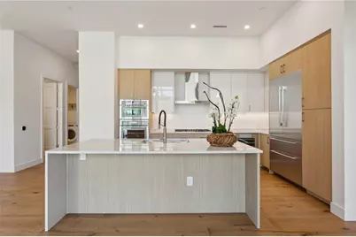 2425 Peachtree Road NE #403, Atlanta, GA 30305 - Photo 7