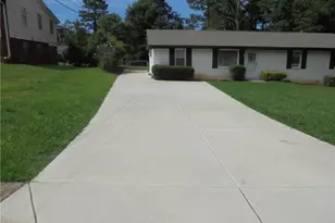 51 Overbrook Dr SE, Smyrna, GA 30082 - Photo 13