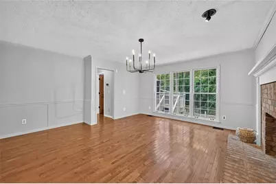 1571 Ashwood Way, Lawrenceville, GA 30043 - Photo 11
