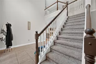 2504 Lois Ct, Loganville, GA 30052 - Photo 5