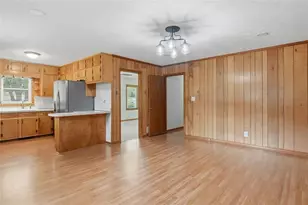 3283 Meadowview Ln SW, Marietta, GA 30008 - Photo 5