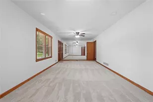 3283 Meadowview Ln SW, Marietta, GA 30008 - Photo 3
