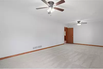 3283 Meadowview Lane SW, Marietta, GA 30008 - Photo 3