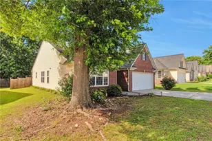 1825 Arborwood Dr, Grayson, GA 30017 - Photo 3