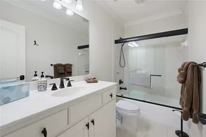 7090 Laurel Oak Drive, Suwanee, GA 30024 - Photo 37