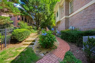 7090 Laurel Oak Dr, Suwanee, GA 30024 - Photo 41