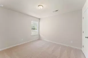 284 Crimson Feather Dr, Jefferson, GA 30549 - Photo 13