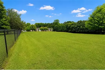 1464 Lakeview Road, Grayson, GA 30017 - Photo 11