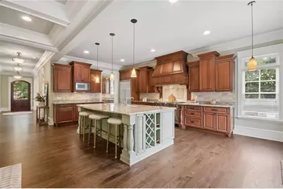 1142 Pine Grove Avenue NE, Brookhaven, GA 30319 - Photo 7