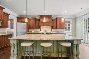 1142 Pine Grove Ave NE, Brookhaven, GA 30319 - Photo 9