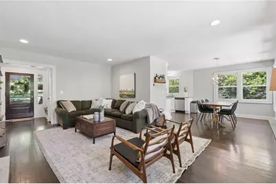 2304 Pembrook Pl NE, Atlanta, GA 30324 - Photo 5