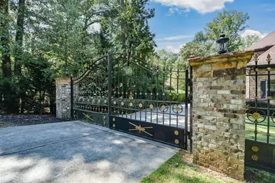 2210 Spalding Drive, Atlanta, GA 30350 - Photo 15