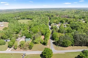 4346 Woods Bridge Rd, Commerce, GA 30529 - Photo 11