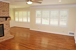 4956 Fox Forest Dr, Lilburn, GA 30047 - Photo 9