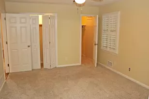 4956 Fox Forest Dr, Lilburn, GA 30047 - Photo 17