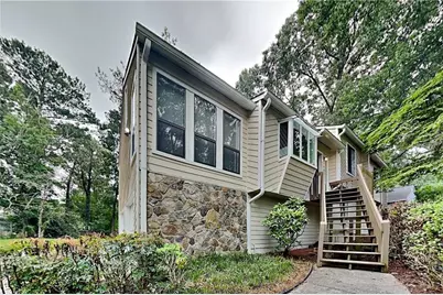 5142 Manitou Way, Stone Mountain, GA 30087 - Photo 1