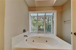 5142 Manitou Way, Stone Mountain, GA 30087 - Photo 9