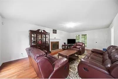 1875 Dovonshire Road SW, Marietta, GA 30064 - Photo 11
