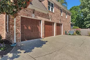 1421 Castlebrooke, Marietta, GA 30066 - Photo 3
