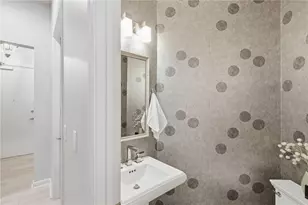 711 Cosmopolitan Dr NE, Atlanta, GA 30324 - Photo 19