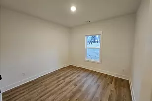 2209 Shady Grove Rd, Carrollton, GA 30116 - Photo 9
