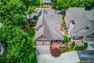 10853 Enclave Ln, Alpharetta, GA 30022 - Photo 21