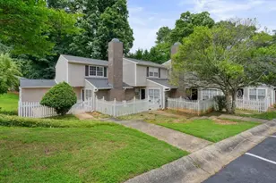 551 Summit Ln SW, Marietta, GA 30008 - Photo 1