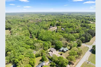 4342 Woods Bridge Road, Commerce, GA 30529 - Photo 9