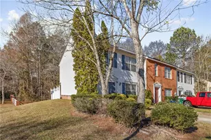 3027 Fair Creek Ct, Lithonia, GA 30338 - Photo 3
