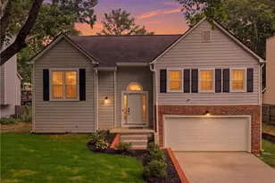 4281 E Meadow Dr, Duluth, GA 30096 - Photo 3