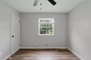 6005 Randy Ln, Ellenwood, GA 30294 - Photo 15