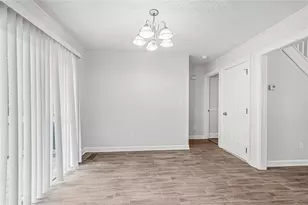 6921 Fairways Dr, Douglasville, GA 30134 - Photo 11