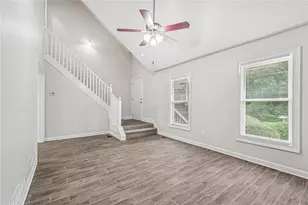 6921 Fairways Dr, Douglasville, GA 30134 - Photo 9