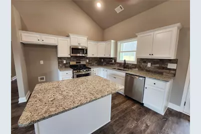 2205 Shady Grove Road, Carrollton, GA 30116 - Photo 3