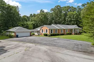 291 E Memorial Dr, Dallas, GA 30132 - Photo 1