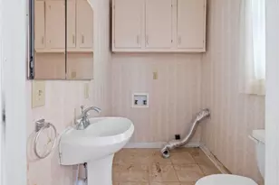 291 E Memorial Dr, Dallas, GA 30132 - Photo 15