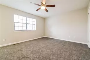 300 Renee Dawn Ct, Riverdale, GA 30296 - Photo 13