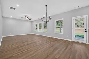 354 Flying Eagle Dr, Commerce, GA 30529 - Photo 9