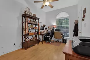 8788 Lake Dr, Snellville, GA 30039 - Photo 33
