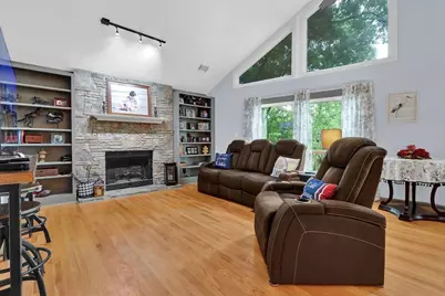 8788 Lake Drive, Snellville, GA 30039 - Photo 11