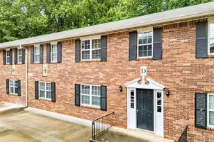 3665 Chestnut Dr, Atlanta, GA 30340 - Photo 5