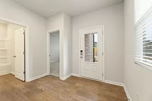8031 Dickens Dr, Fairburn, GA 30213 - Photo 9
