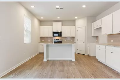 8039 Dickens Drive, Fairburn, GA 30213 - Photo 7